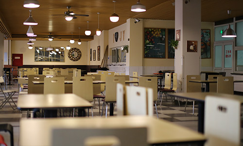 1.北京市君誼中學